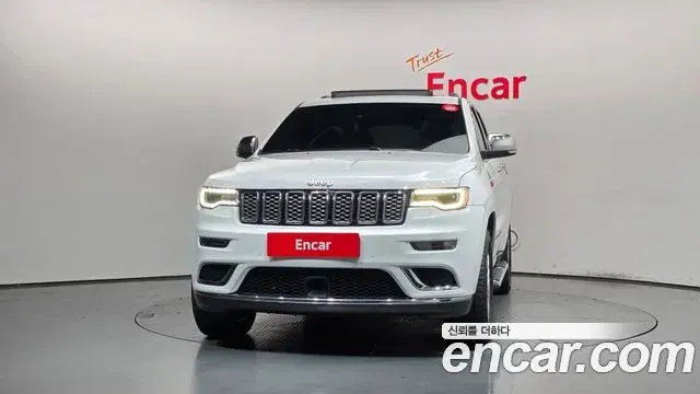 Jeep Grand Cherokee 2019 — Photo 3/20