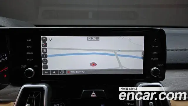 Kia Sorento 2021 — Photo 14/20