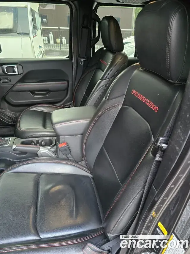 Jeep Gladiator 2022 — Photo 12/15