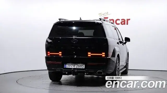 Hyundai Santa Fe 2025 — Photo 3/20