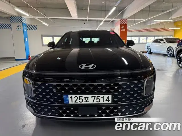 Hyundai Grandeur 2023 — Photo 2/20