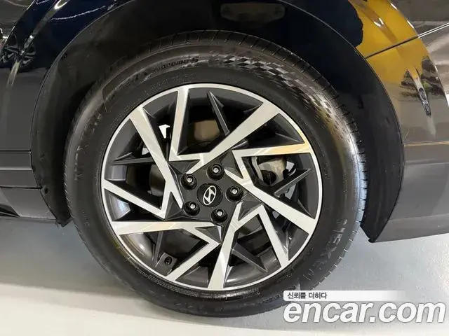 Hyundai Grandeur 2023 — Photo 3/20
