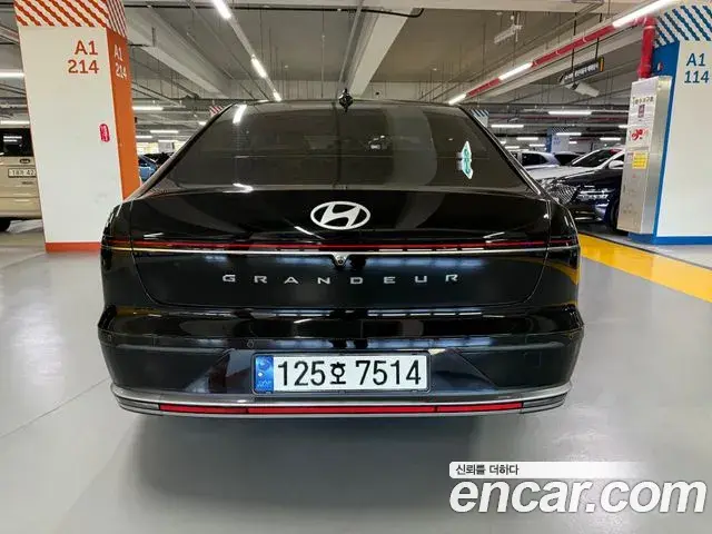 Hyundai Grandeur 2023 — Photo 4/20