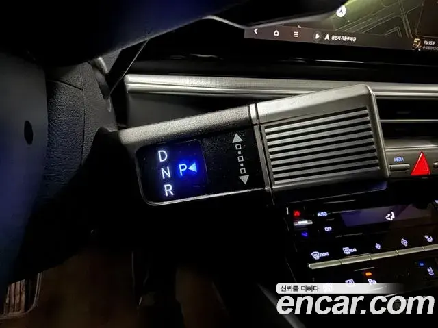 Hyundai Grandeur 2023 — Photo 7/20