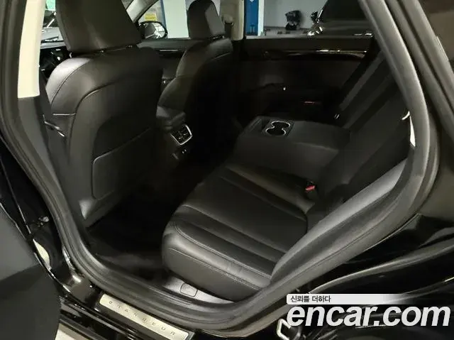 Hyundai Grandeur 2023 — Photo 12/20
