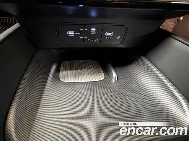 Hyundai Grandeur 2023 — Photo 18/20