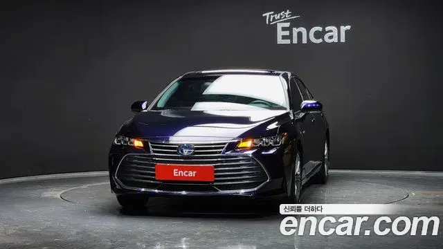 Toyota Avalon 2021 — Photo 3/20