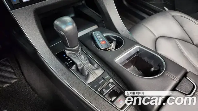 Toyota Avalon 2021 — Photo 9/20