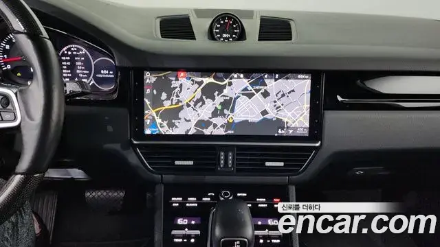 Porsche Cayenne 2019 — Şəkil 19/20