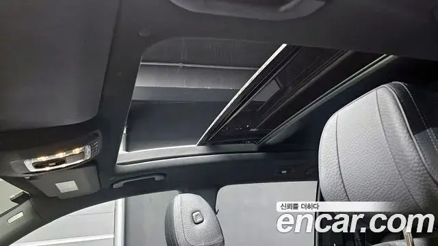 Mercedes-Benz GLS-Class 2022 — Photo 16/20