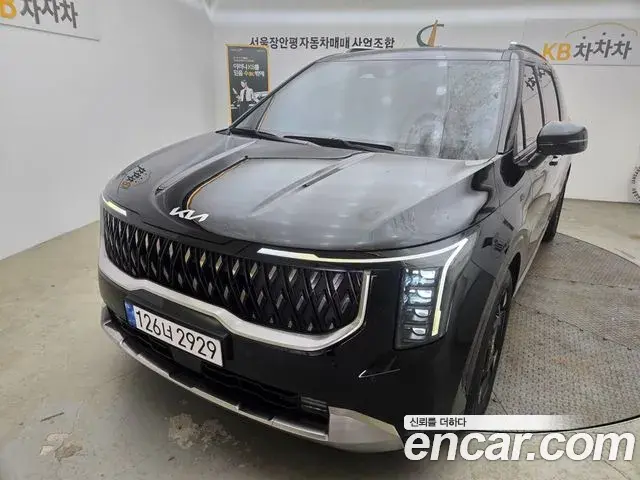Kia Carnival 2024 — Photo 9/19