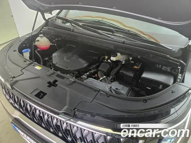 Kia Carnival 2024 — Photo 5/19