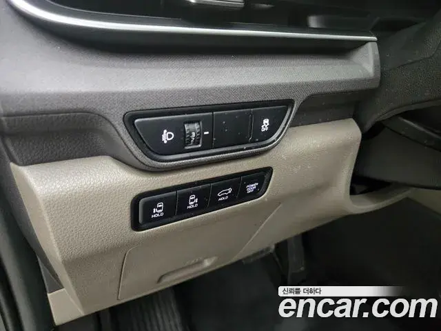 Kia Carnival 2024 — Photo 14/19