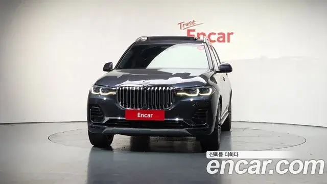BMW X7 2020 — Photo 3/20