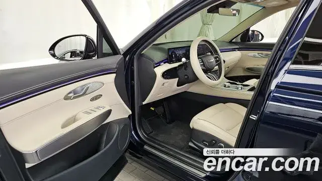 Genesis GV70 2024 — Photo 10/20