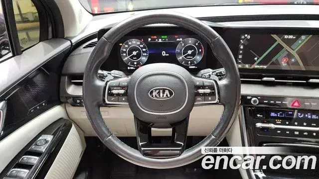 Kia Carnival 2021 — Фото 13/20