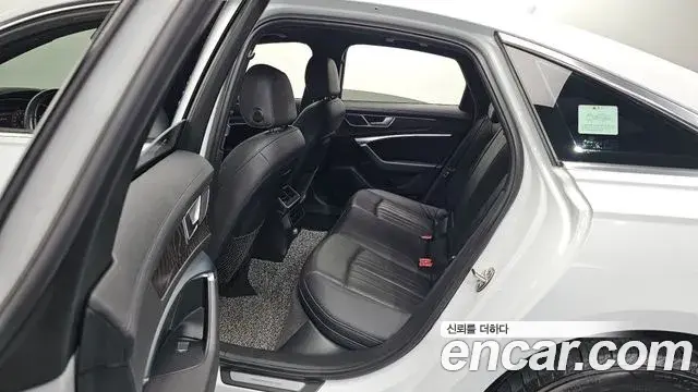 Audi A6 2019 — Şəkil 13/20