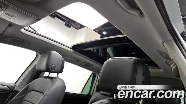 Volkswagen Tiguan Allspace 2022 — Şəkil 19/20