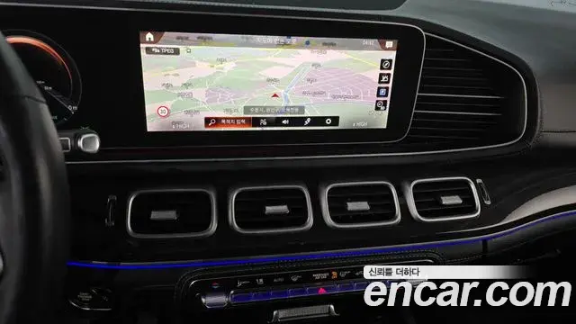 Mercedes-Benz GLE-Class 2022 — Photo 14/20