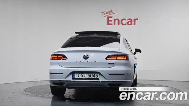 Volkswagen Arteon 2020 — ფოტო 19/20