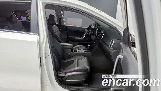 Kia Sportage The Bold 2019 — Photo 8/20