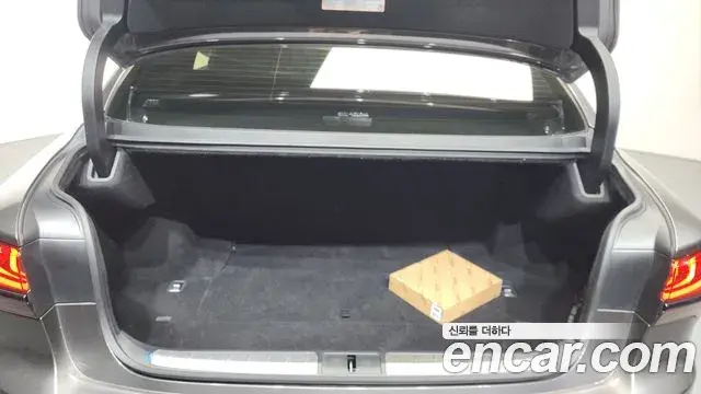Lexus LS500 2022 — Photo 20/20