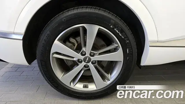 Genesis GV80 2021 — Photo 5/20