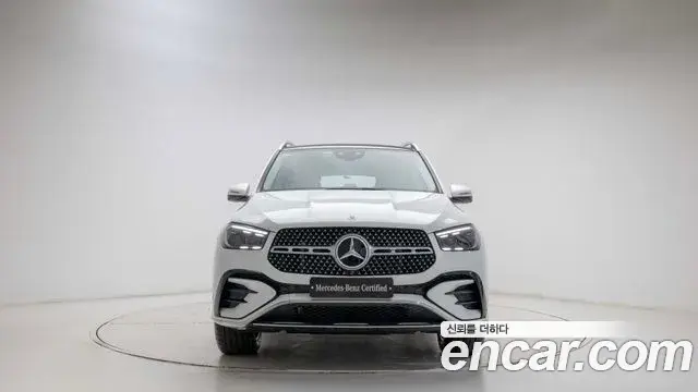 Mercedes-Benz GLE-Class 2025 — Photo 2/20
