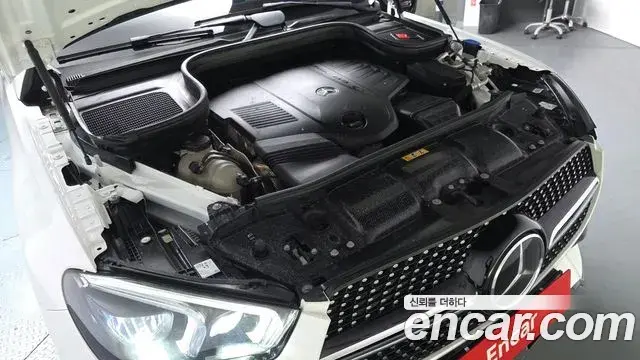 Mercedes-Benz GLE-Class 2022 — ფოტო 2/35