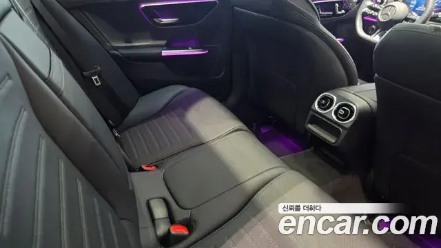 Mercedes-Benz C-Class 2025 — Фото 11/11