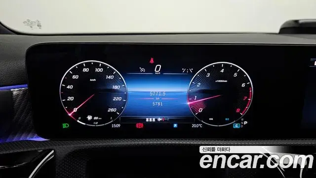 Mercedes-Benz A-Class 2025 — ფოტო 29/30