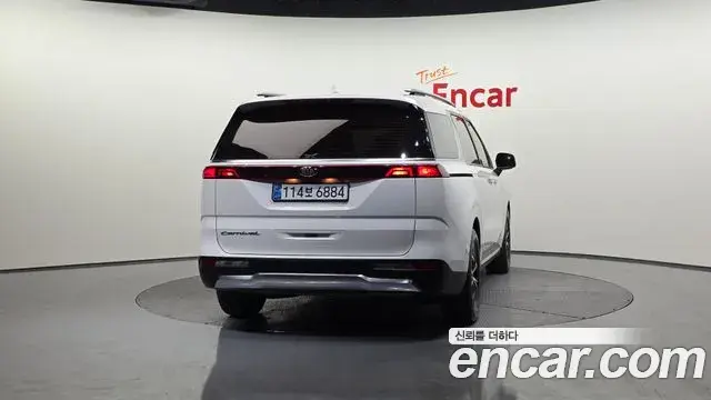 Kia Carnival 2021 — Фото 4/20