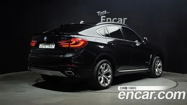 BMW X6 2018 — Photo 2/20