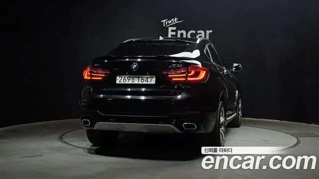 BMW X6 2018 — Photo 4/20