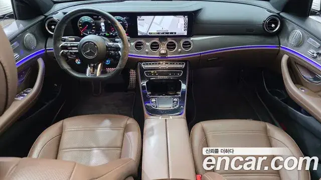 Mercedes-Benz E-Class 2021 — Photo 7/20