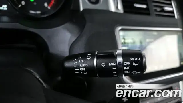 Land Rover Range Rover Evoque 2018 — Şəkil 32/32