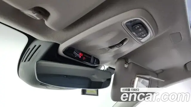 Volvo XC40 2021 — Photo 10/33