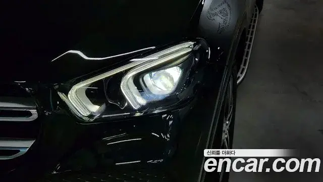 Mercedes-Benz GLE-Class 2020 — ფოტო 10/20