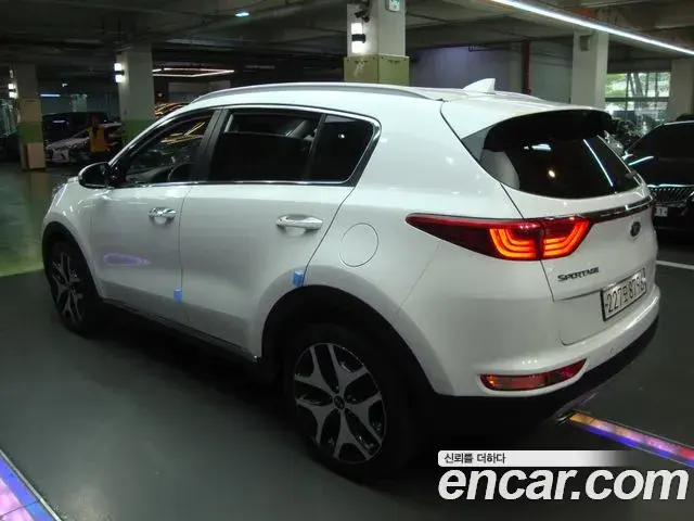 Kia Sportage The Bold 2018 — Photo 20/20