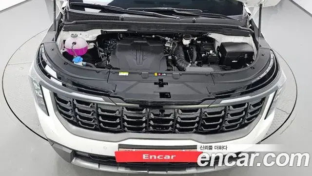 Kia Carnival 2025 — Photo 6/20