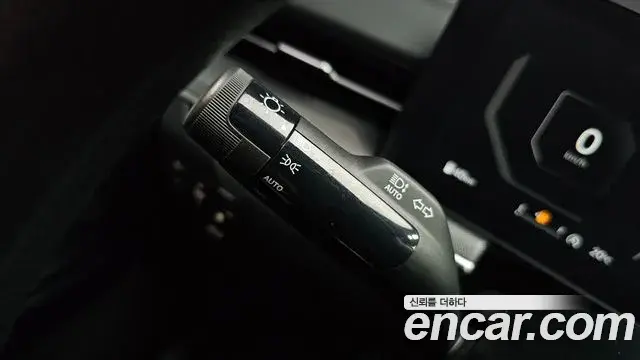 Kia K5 2024 — Photo 28/30