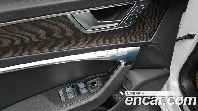 Audi A6 2021 — Şəkil 14/32