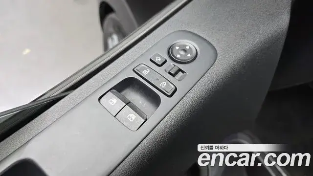 Hyundai Staria 2022 — Photo 13/20