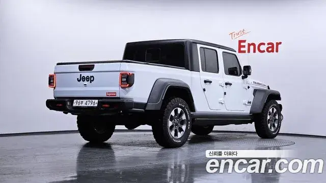 Jeep Gladiator 2021 — Şəkil 2/20