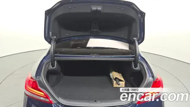 Genesis G70 2019 — Photo 22/30