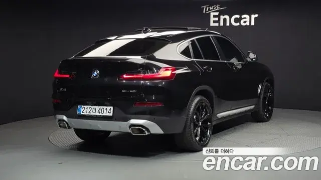 BMW X4 2025 — Photo 2/20