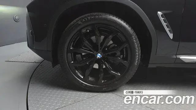 BMW X4 2025 — Photo 5/20