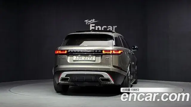 Land Rover Range Rover Velar 2018 — Photo 4/20