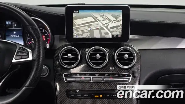 Mercedes-Benz GLC-Class 2018 — Şəkil 5/32