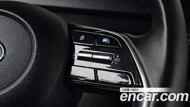 Hyundai Staria 2024 — Фото 18/20